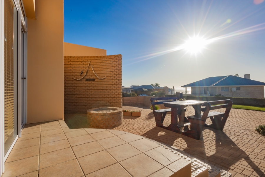 3 Bedroom Property for Sale in Strandfontein Western Cape